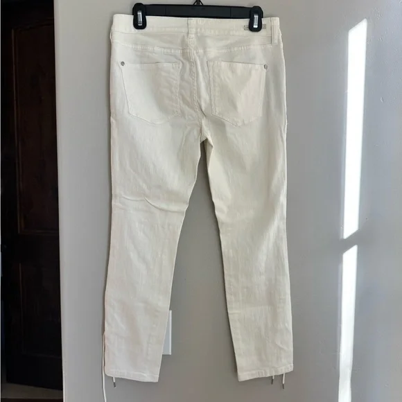 Pilcro and the Letterpress Cream Jeans with Lace-Up Hem - Picture 6 of 7